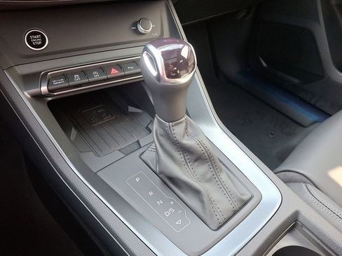 New 2025 Audi Q3 2.0T Premium image 7