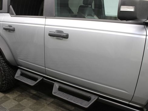 Used 2023 Ford Bronco Wildtrak AWD/4WD image 40