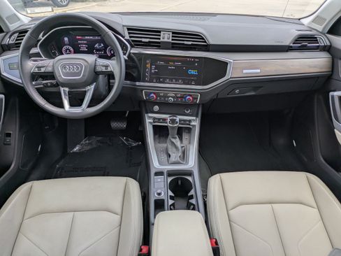 Used 2020 Audi Q3 2.0T Prestige w/ Prestige Package AWD/4WD image 14