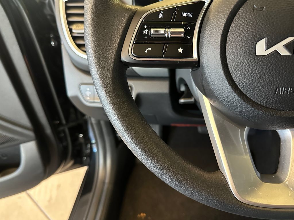 Used 2026 Kia Seltos LX FWD image 11