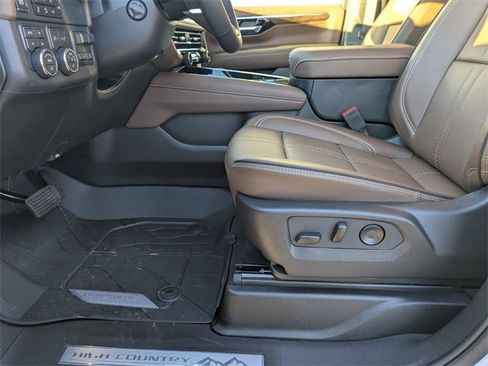 New 2026 Chevrolet Tahoe High Country image 12