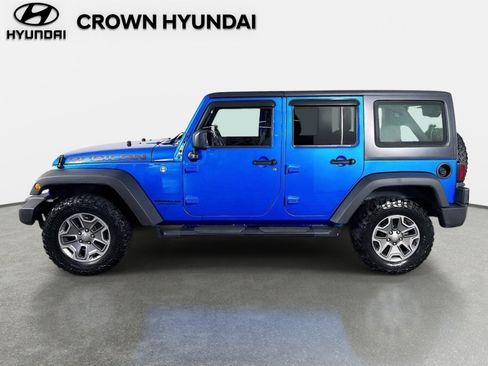 Used 2016 Jeep Wrangler Unlimited Rubicon w/ Connectivity Group AWD/4WD image 8