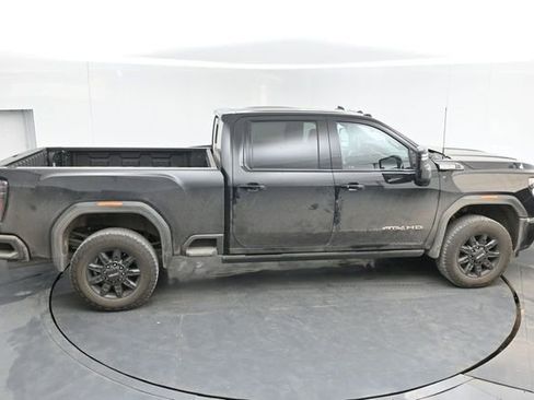 Used 2025 GMC Sierra 2500 AT4 w/ AT4 Premium Plus Package image 26