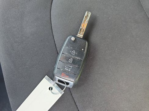 Used 2017 Kia Soul Base w/ Convenience Package image 37