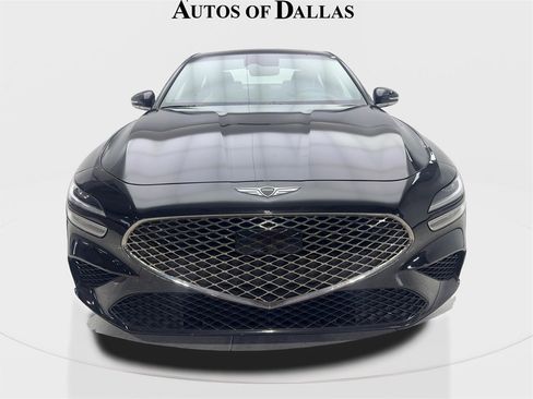 Used 2025 Genesis G70 2.5T image 3