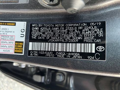 Used 2020 Toyota Prius Prime XLE FWD image 27