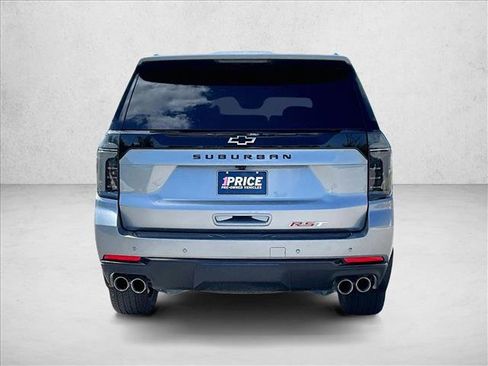 Used 2025 Chevrolet Suburban RST w/ Comfort Package image 4