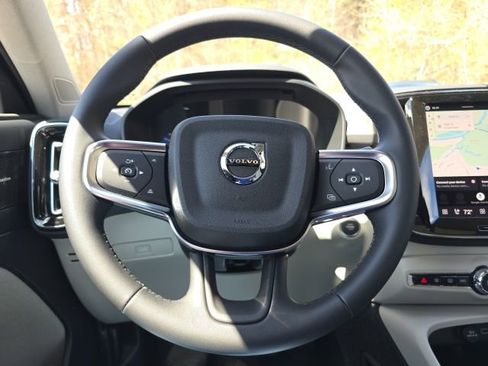 New 2026 Volvo XC40 B5 Plus w/ Climate Package AWD/4WD image 27