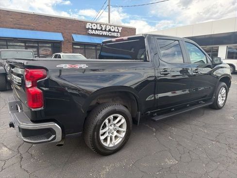Used 2022 Chevrolet Silverado 1500 LT w/ Protection Package image 6