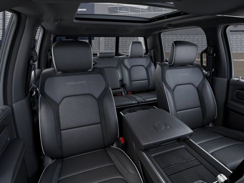 New 2026 RAM 1500 Laramie AWD/4WD image 24