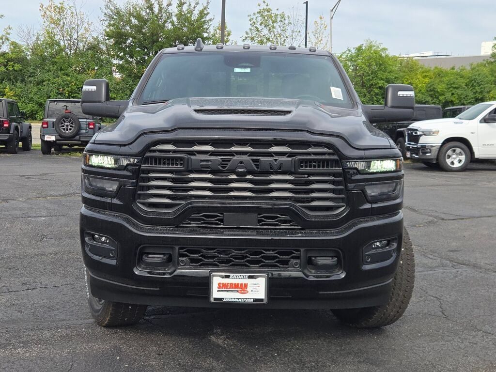New 2027 RAM 2500 Tradesman AWD/4WD image 3