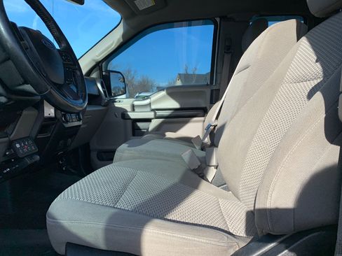 Used 2018 Ford F150 XLT w/ Equipment Group 301A Mid image 16