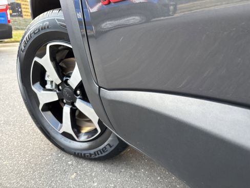 Used 2022 Jeep Renegade Trailhawk image 12