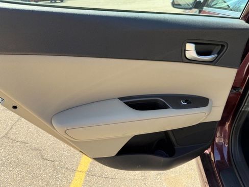 Used 2016 Kia Optima LX image 12