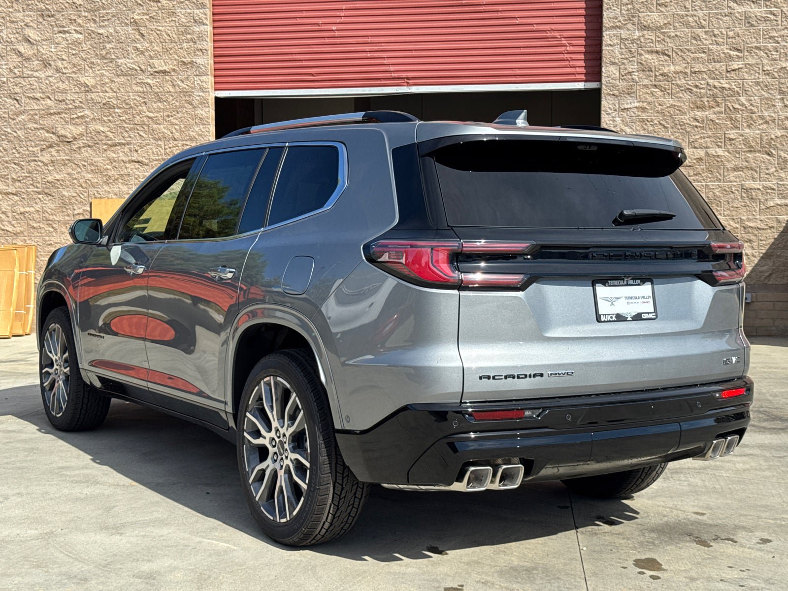 Used 2026 GMC Acadia Denali Ultimate w/ LPO, Floor Liner Package AWD/4WD image 14