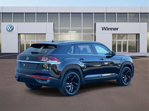 Used 2023 Volkswagen Atlas Cross Sport SE w/ Black Wheel Package AWD/4WD image 5