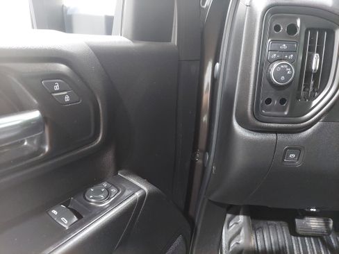 Used 2020 Chevrolet Silverado 2500 W/T image 14