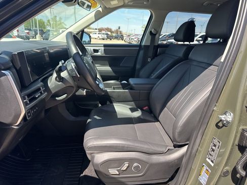 Used 2024 Hyundai Santa Fe SEL AWD/4WD image 4