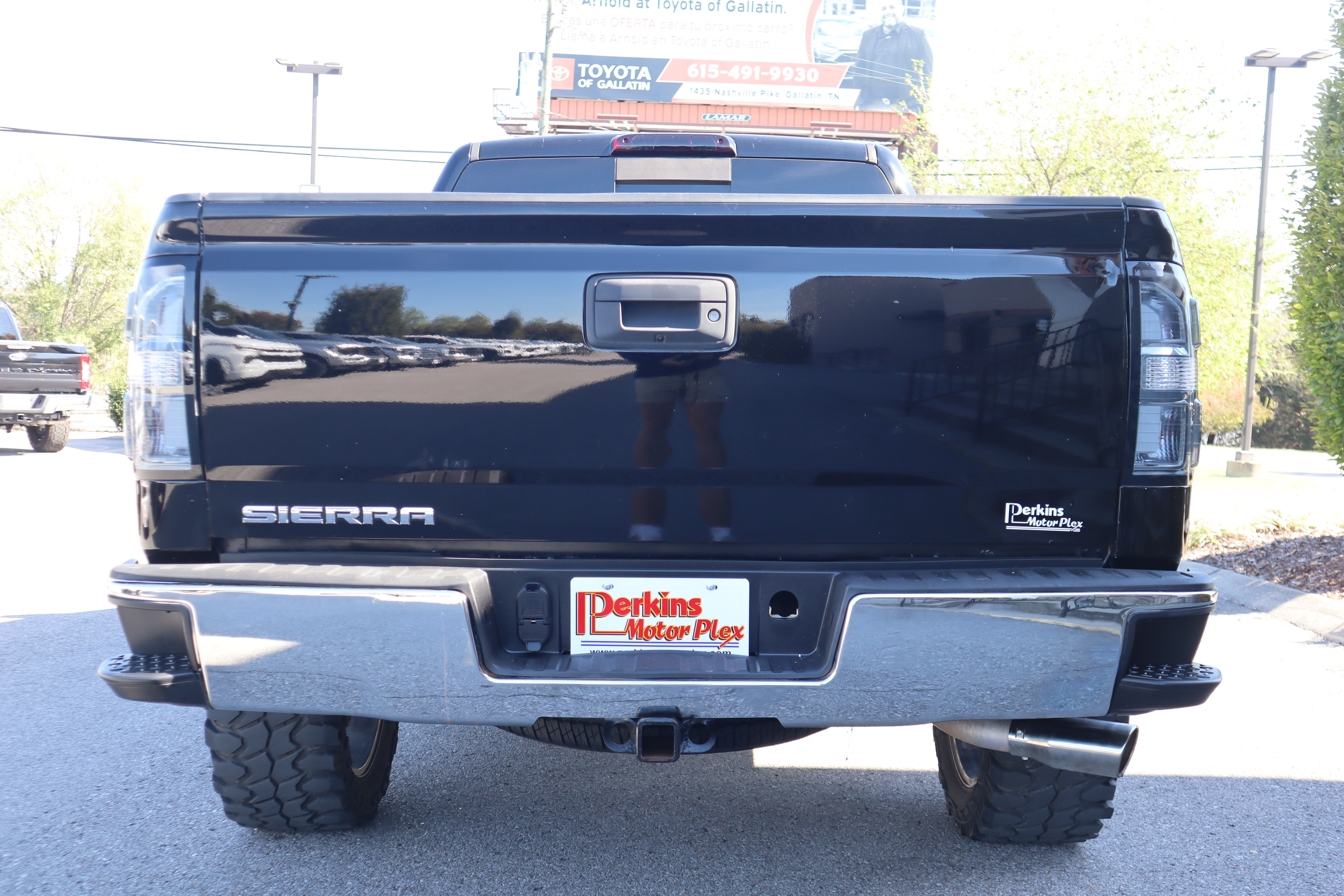 Used 2016 GMC Sierra 1500 SLE w/ SLE Value Package AWD/4WD image 8