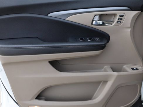 Used 2022 Honda Ridgeline RTL-E image 12