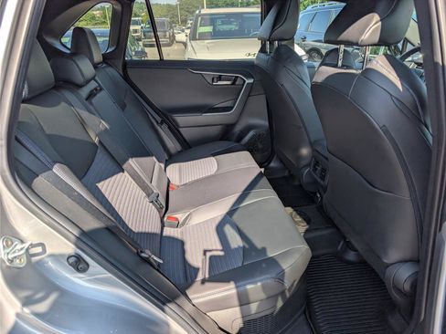 Used 2023 Toyota RAV4 XSE AWD/4WD image 12