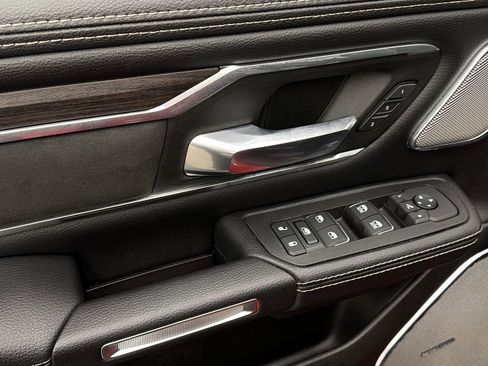 Used 2025 RAM 1500 Laramie w/ Night Edition image 35