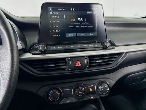 Used 2021 Kia Forte LXS image 19