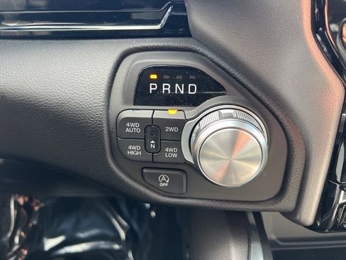 Used 2026 RAM 1500 Laramie w/ Night Edition image 15