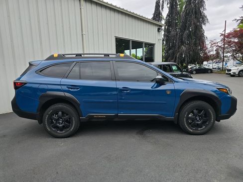 Certified 2025 Subaru Outback Wilderness AWD/4WD image 3