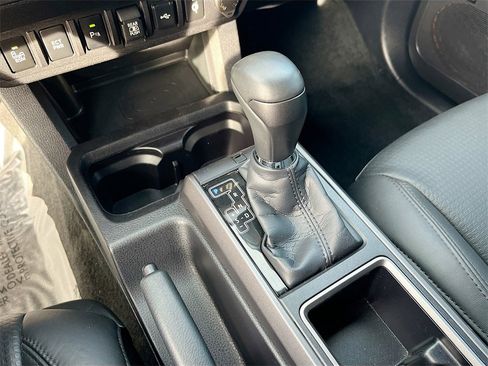 Used 2023 Toyota Tacoma TRD Sport image 33