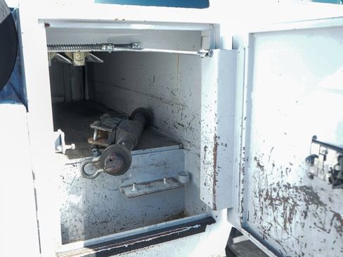 Used 2017 Ford F550 XLT w/ Advanced Security Pack image 20