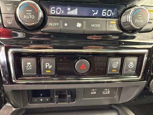 Used 2021 Nissan Titan Platinum Reserve w/ Moonroof Package AWD/4WD image 42