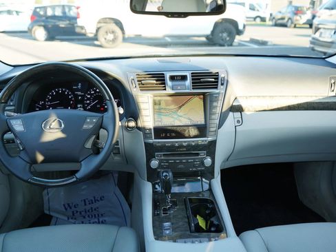 Used 2012 Lexus LS 460 image 20