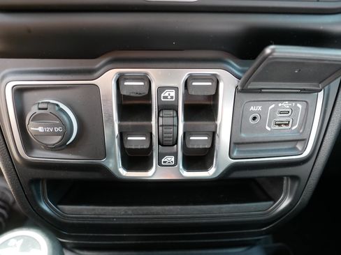 Used 2021 Jeep Gladiator Sport AWD/4WD image 31