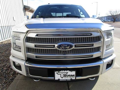 Used 2016 Ford F150 Platinum w/ Equipment Group 701A Luxury image 2