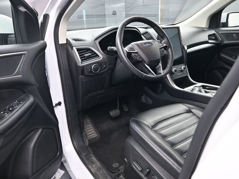 Used 2023 Ford Edge SEL image 9