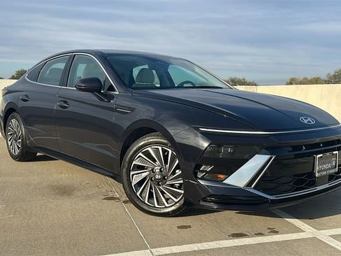 Certified 2025 Hyundai Sonata SEL image 5