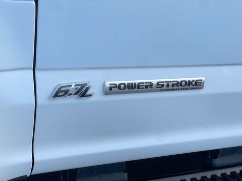 Used 2020 Ford F350 XLT image 35