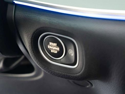 Used 2024 Mercedes-Benz GLE 450 4MATIC w/ Winter Package image 18