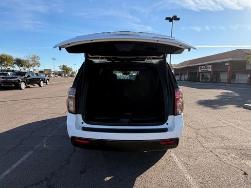 Used 2021 Chevrolet Suburban RST w/ Luxury Package image 13