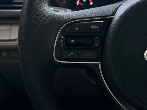 Used 2016 Kia Optima LX image 28