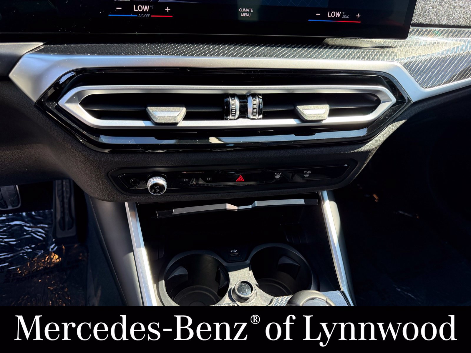 Used 2024 BMW M2 w/ Lighting Package RWD image 19