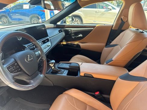 Used 2022 Lexus ES 350 Ultra Luxury w/ Accessory Package 2 FWD image 23