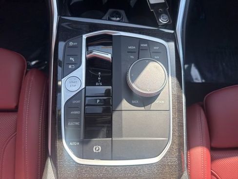 Certified 2023 BMW 330e xDrive w/ M Sport Package image 18