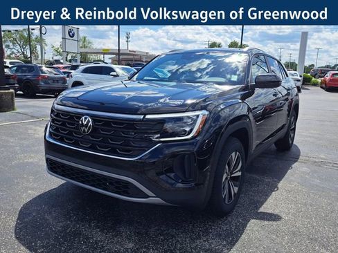 New 2025 Volkswagen Atlas Cross Sport SE image 8