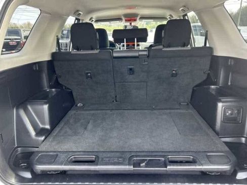 Used 2017 Toyota 4Runner SR5 RWD image 11