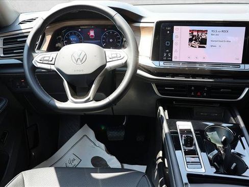 Used 2026 Volkswagen Atlas SE AWD/4WD image 23