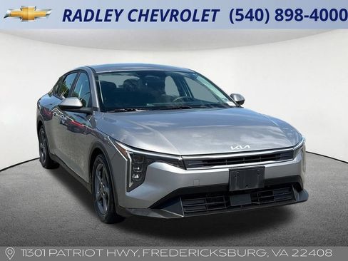 Used 2025 Kia K4 FWD image 21