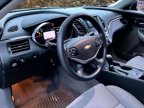 Used 2015 Chevrolet Impala LS image 11