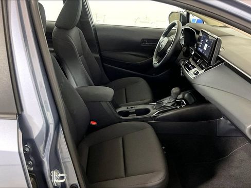 Used 2026 Toyota Corolla LE FWD image 6